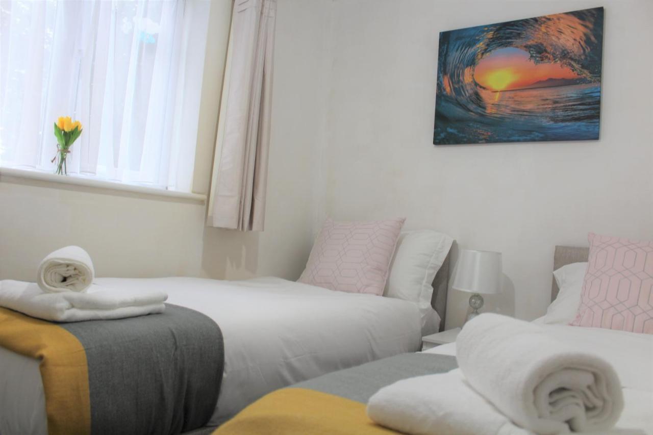 Clover Apartments Hadleigh  Экстерьер фото