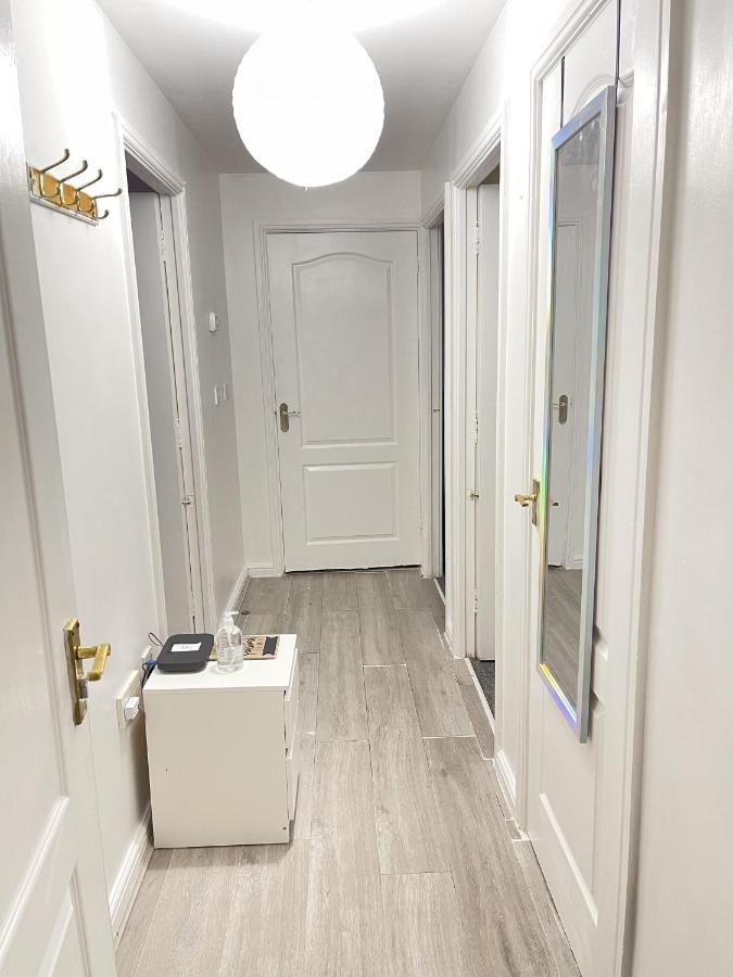 Clover Apartments Hadleigh  Экстерьер фото