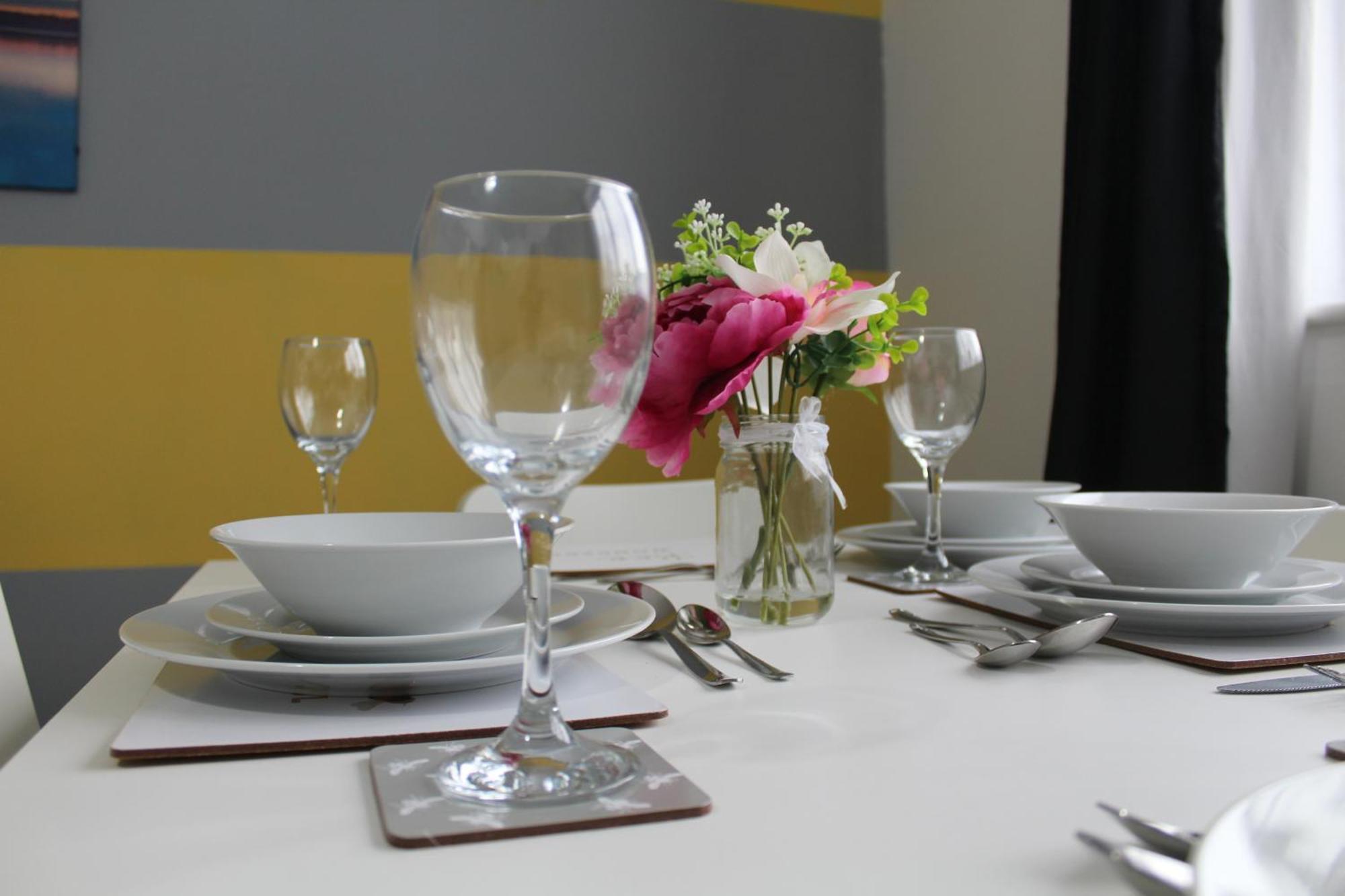 Clover Apartments Hadleigh  Экстерьер фото